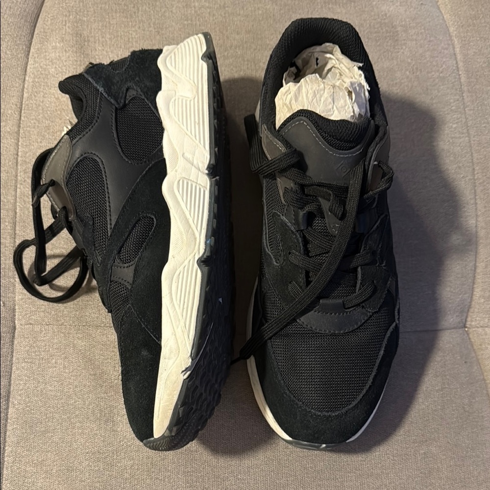 Gant Black and White Sneakers